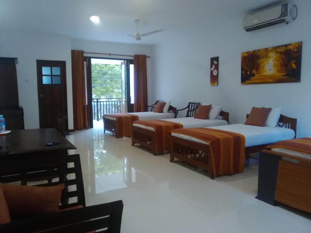 Hotel Sunflower كاتاراغاما المظهر الخارجي الصورة